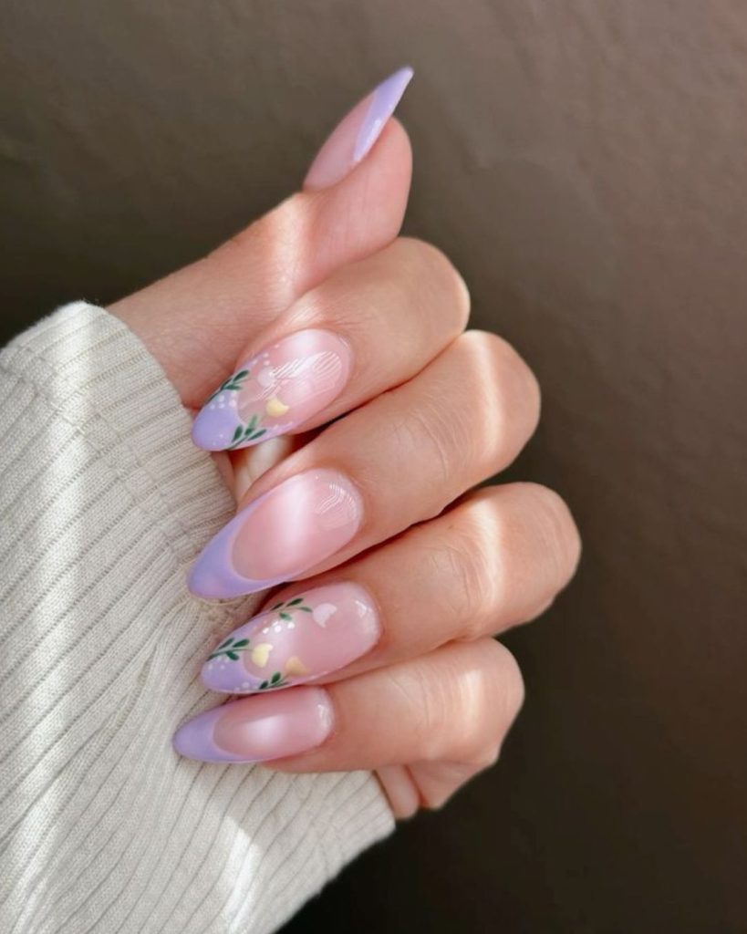 Floral Oval Nail Art